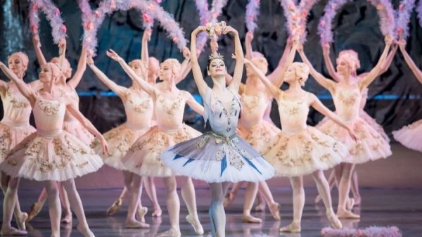 倍倍网 荟萃中外艺术精品，中国上海国际艺术节跻身世界一流节展